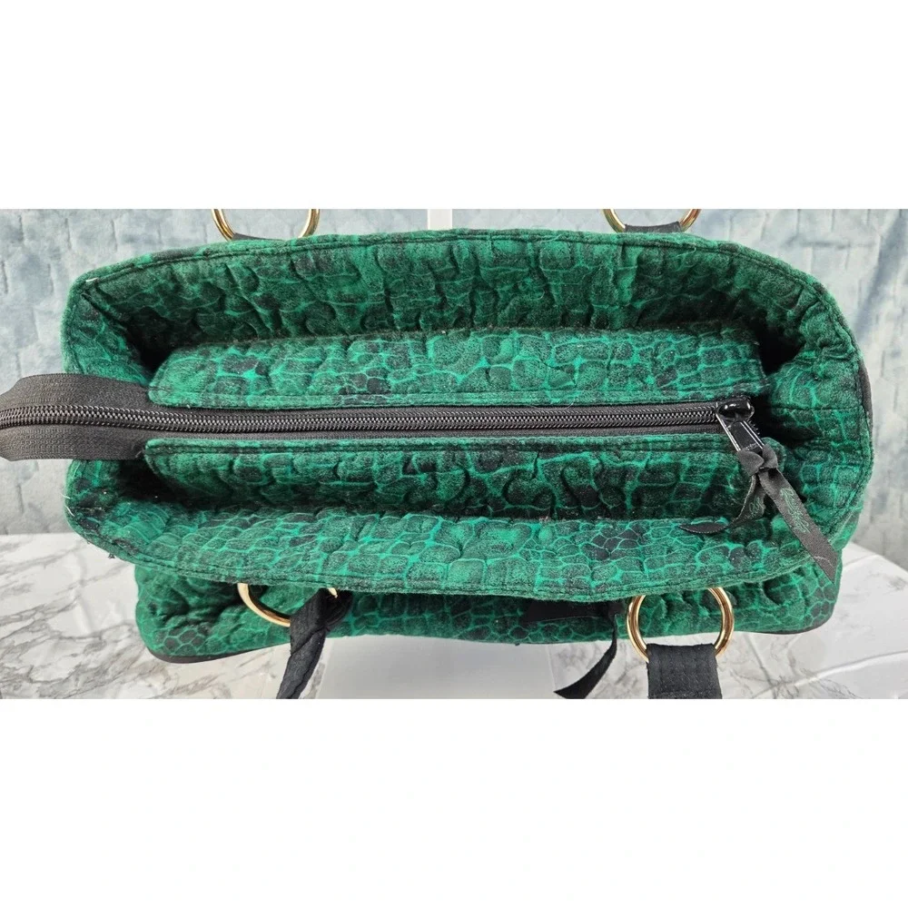 Donna Sharp Handbag Purse Quilted‎ Green Zippered Closure
